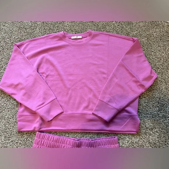 💗ZENANA• Pink Scuba Long Sleeve Scoop Neck Sweater and Shorts Set - Picture 6 of 8